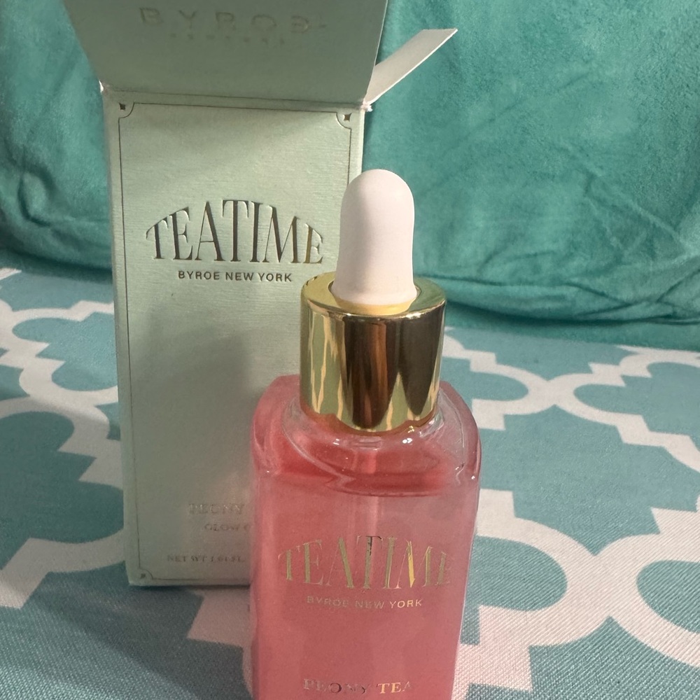 Peony Tea Glow Oil | Hydrating Vegan Facial Oil & Makeup Primer | New